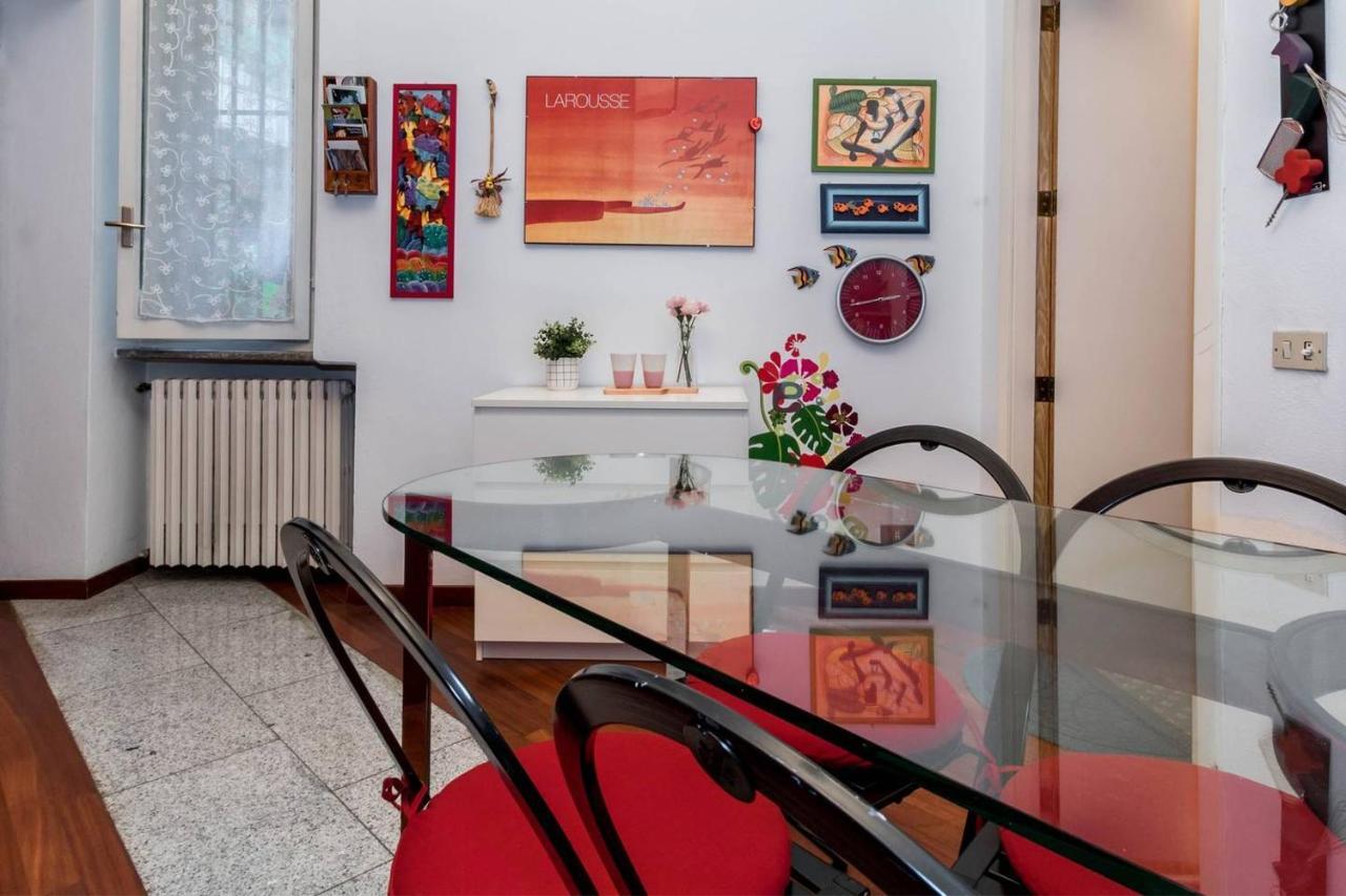 Joivy Charming Apt With Terrace In The Very Heart Of มิลาน ภายนอก รูปภาพ